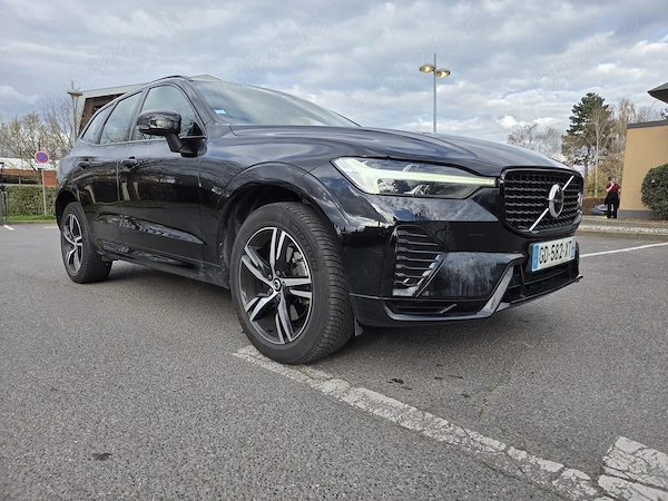 VOLVO XC60 2022 — imagine 2