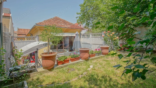 3 camere în Centrul Istoric: 90 mp, curte privată și vedere spre Tampa — fotografia 1