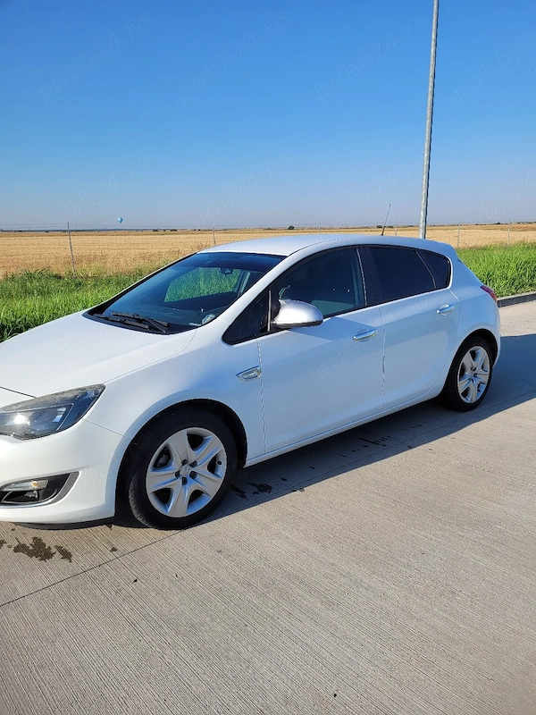 OPEL Astra 2013 — imagine 2