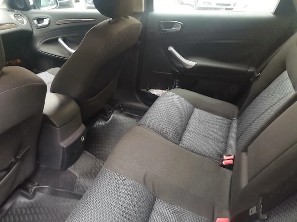 Vand Ford Mondeo