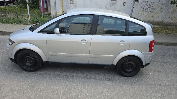 AUDI A2 2005 — imagine 5