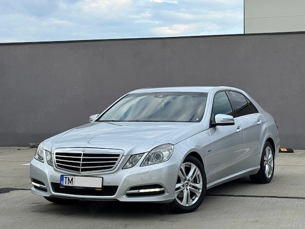Mercedes-Benz E 220 KLASS Avantgarde 2.2 CDI Diesel BlueEffciency