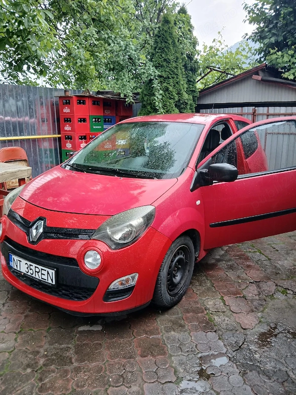 RENAULT Twingo