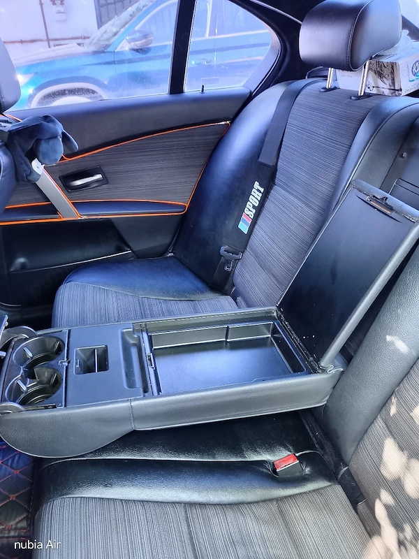 BMW 5 Series 2004 — imagine 6