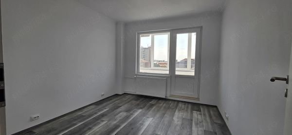 Vindem apartament 3 camere, decomandat, complet renovat Ioșia, str. Al. Cazaban — fotografia 3