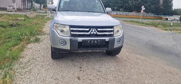 Mitsubishi Pajero 3.2DID Autoutilitara