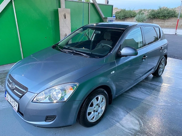 Vand Schimb Kia Ceed 2009 1.4 Benzina