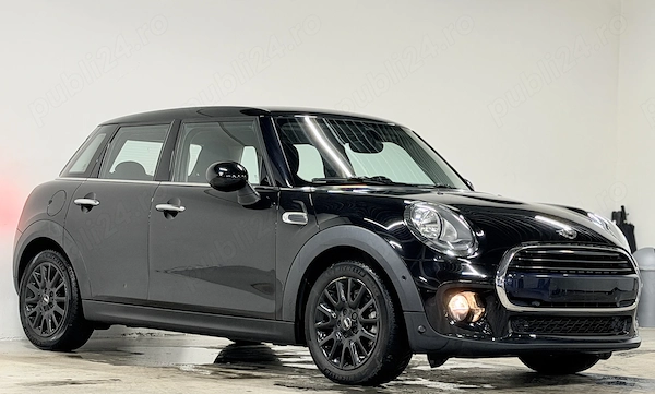 Mini 5 Doors Cooper 1.5 Classic - Benzina - Automatic - 149.000 km