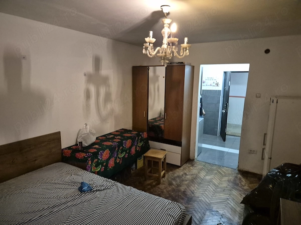 Proprietar garsoniera complex. Et2, 25 mp, fara agentie — fotografia 3