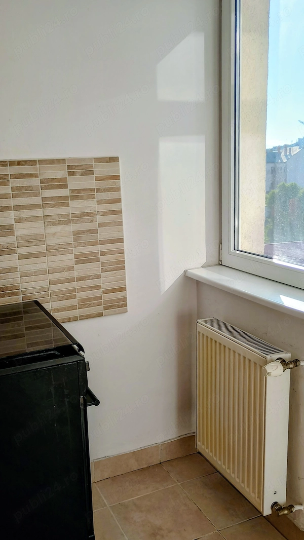 Apartament in Centru langa Tribunal potrivit pentru birou sau locuință — fotografia 3