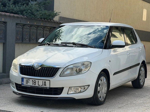 SKODA Fabia 2011 — imagine 7