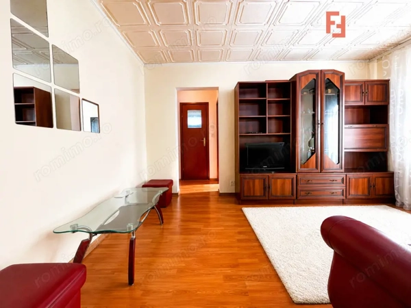 Apartament 3 camere semidecomandat, Aurel Vlaicu-Arad — fotografia 1