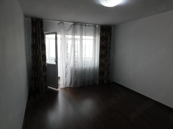 De vânzare Apartament 3 camere decomandat | Drobeta-Turnu Severin | Splai Mihai Viteazul nr. 5 — fotografia 3
