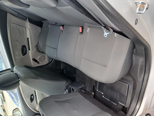 RENAULT Megane 2011 — imagine 8