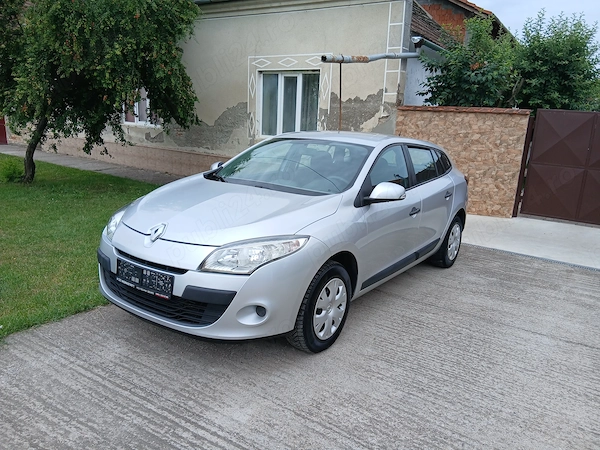 RENAULT Megane 2011 — imagine 7