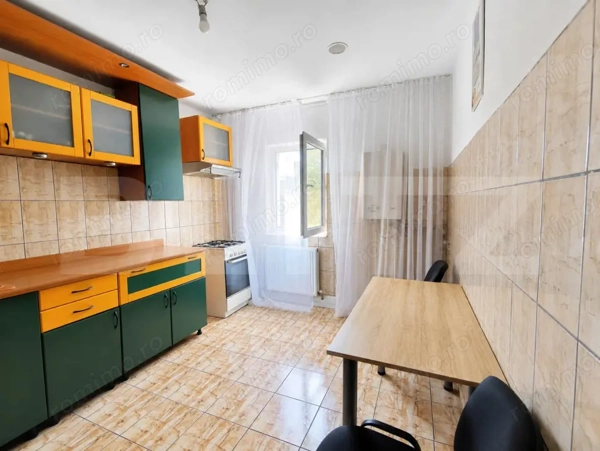 Apartament spațios 3 camere, 69 mp, mobilat, Deva — fotografia 1