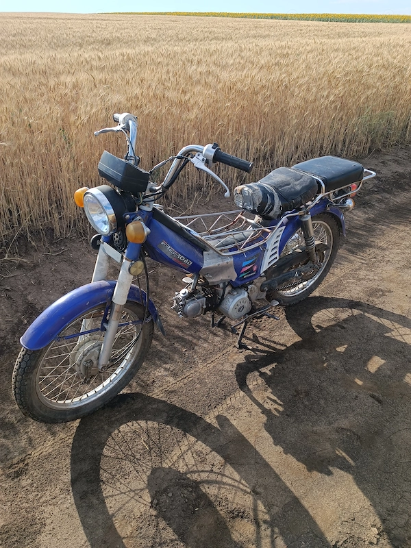 vând First bike