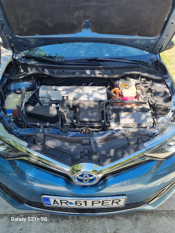 TOYOTA Auris 2015 — imagine 2
