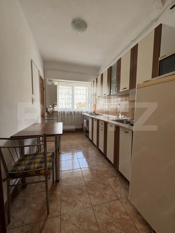 Apartament 2 camere, 54 mp, zona Ultracentrală — fotografia 3