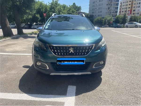 PEUGEOT 2008