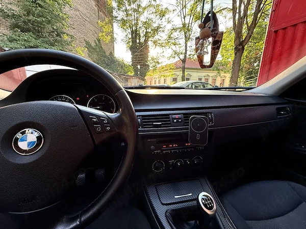 BMW Seria 3 2005 — imagine 2