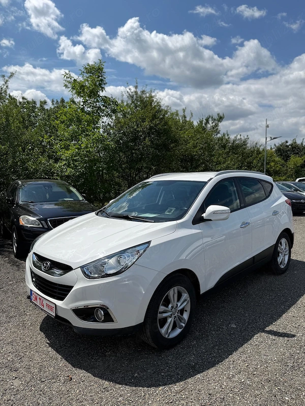 HYUNDAI ix35 2013 — imagine 2