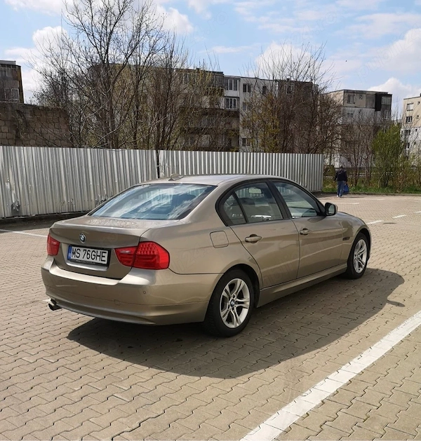 BMW 3 Series 2010 — imagine 5