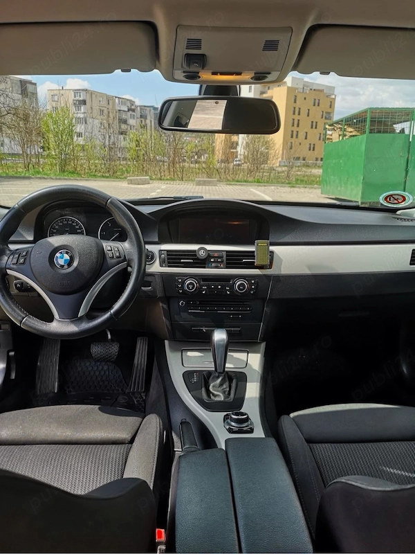 BMW 3 Series 2010 — imagine 4