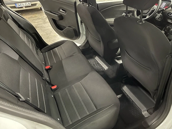 DACIA Logan 2023 — imagine 3