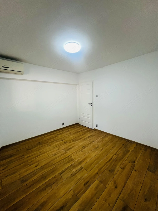 Apartament 4 camere, 85mp, Tineretului 27, Parter, vis - vis de parc — fotografia 3