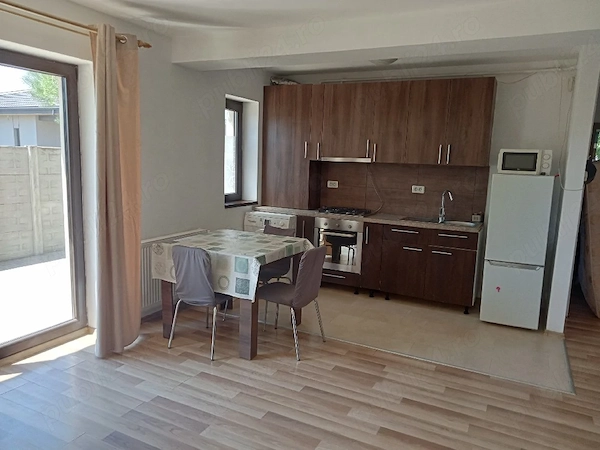 Apartament 2 cam de închiriat-Giroc-comision 0 — fotografia 1