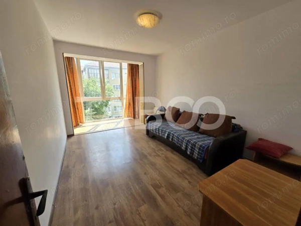 Apartament 2 camere de vanzare decomandat 52 mpu etaj 3 Terezian Sibiu — fotografia 1