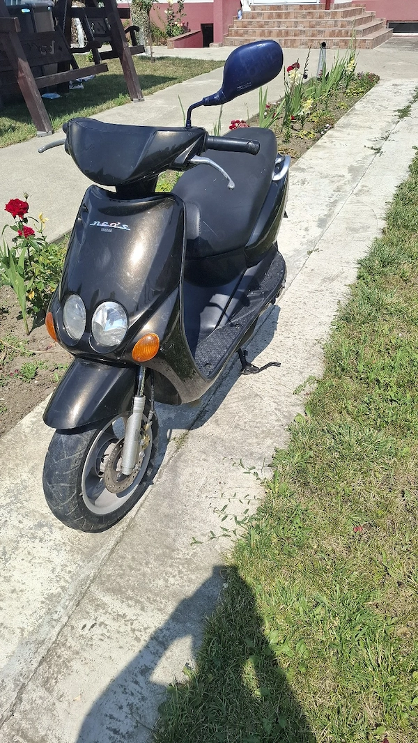 Yamaha neos ovetto