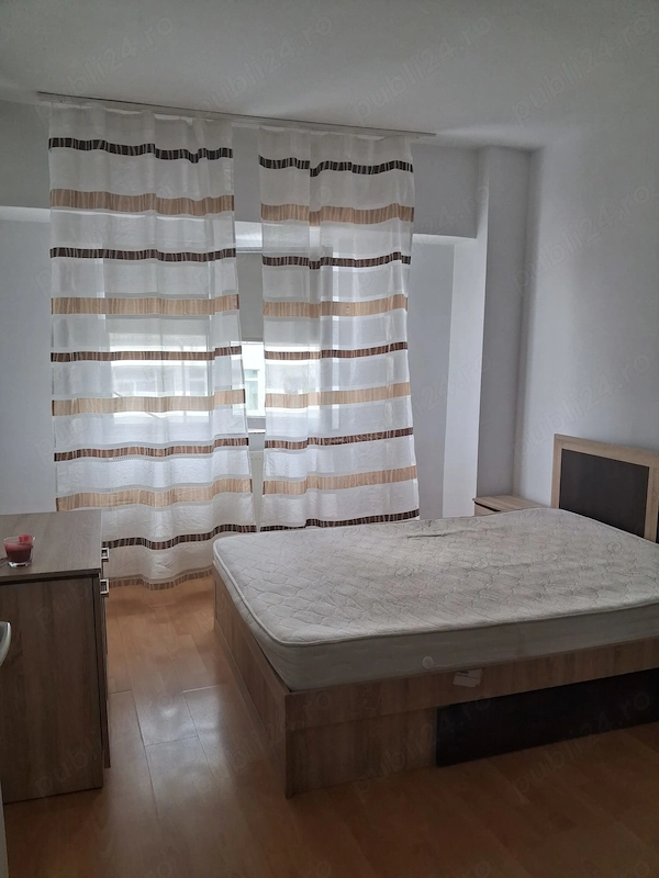 Proprietar închiriez apartament cu 3 camere decomandate — fotografia 3