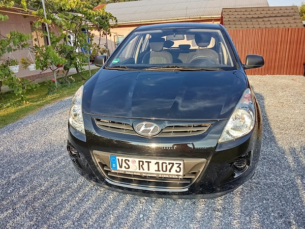Hyundai i20, benzină!