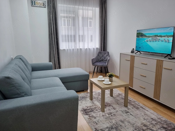 Apartament: 2 Camere Decomandat, Mobilat Lux ,Zona Vitan ,Mutare Imediată — fotografia 3