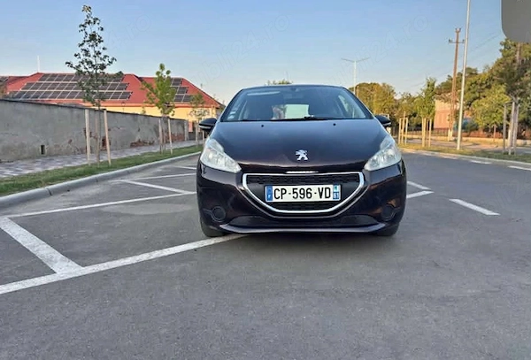 PEUGEOT 208 2013 — imagine 3