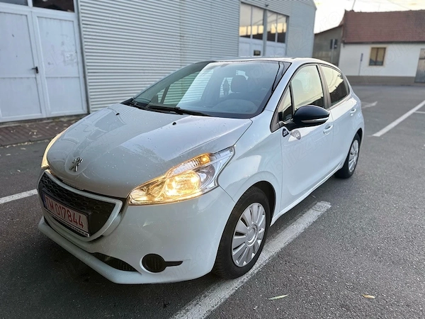 vand peugeot 208 an fabricatie 2015