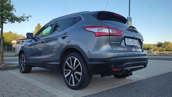 Nissan Qashqai 1,6DCI,131CP, PANORAMIC,NAVY,Camere 360, FULL LED,