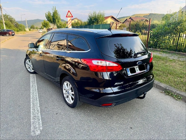 FORD Focus 2014 — imagine 4