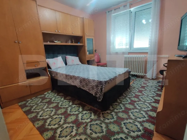 Apartament cu 3 camere, 63 mp - zona Dacia, Oradea — fotografia 1