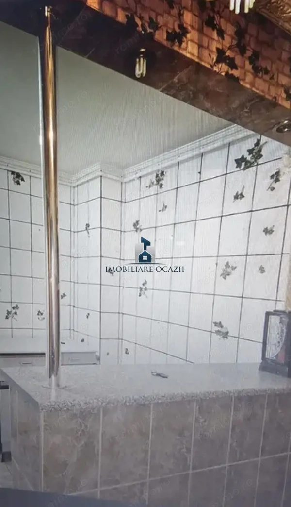 Vanzare Apartament 3 Camere Decomandat Bd.Ctin.Brancoveanu — fotografia 1