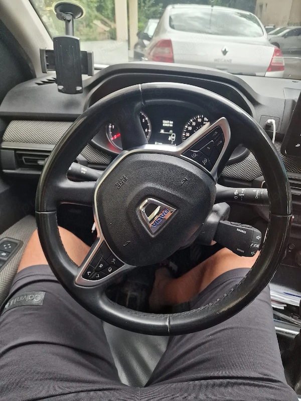 DACIA Logan 2023 — imagine 3