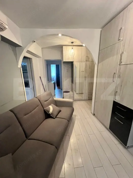 Apartament cu 2 camere de închiriat, 52 mp, zona Complex - Stadion — fotografia 3