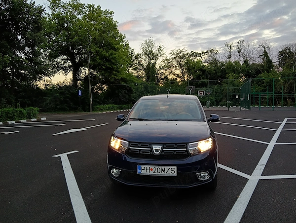 Vând Dacia Logan Prestige 2020 ,0.9 TCe,cu doar 5300 de km reali