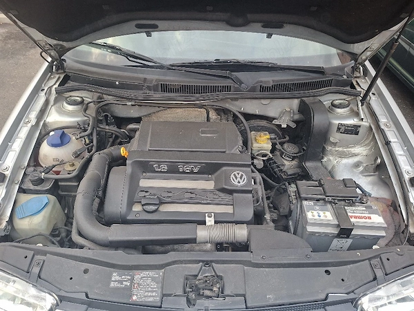 vw bora 1,6 benzina