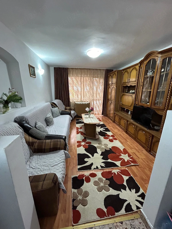 Închiriez apartament cu 2 camere str. CLOȘCA - CETATE — fotografia 3