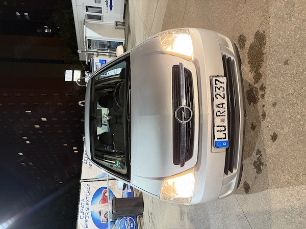 Vând Opel Meriva 2005 detali la telefon