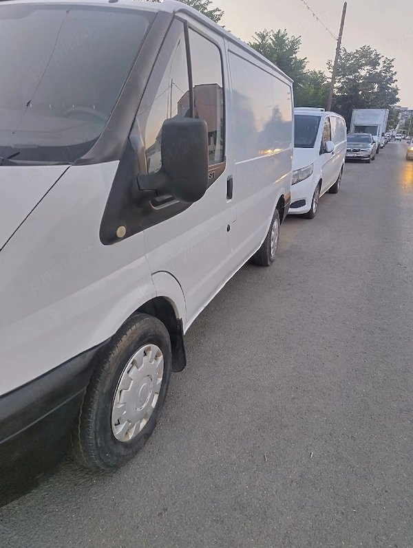 Vând Ford Tranzit 2,2 cdti