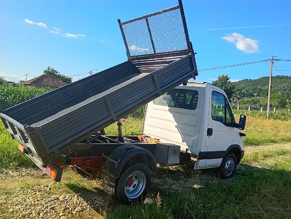 Iveco 35c13 basculabil trilateral
